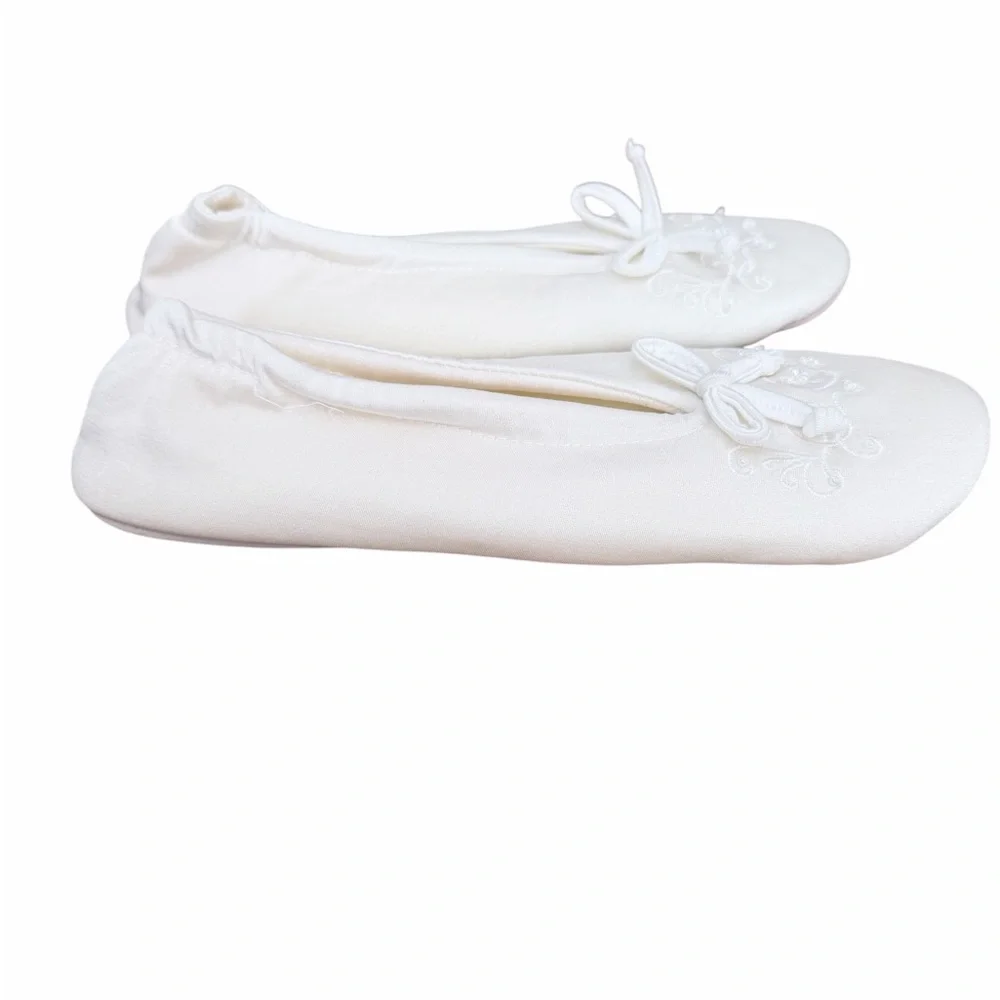 Davids Bridal Comfy Soft White‎ Ballet Flats with Bow